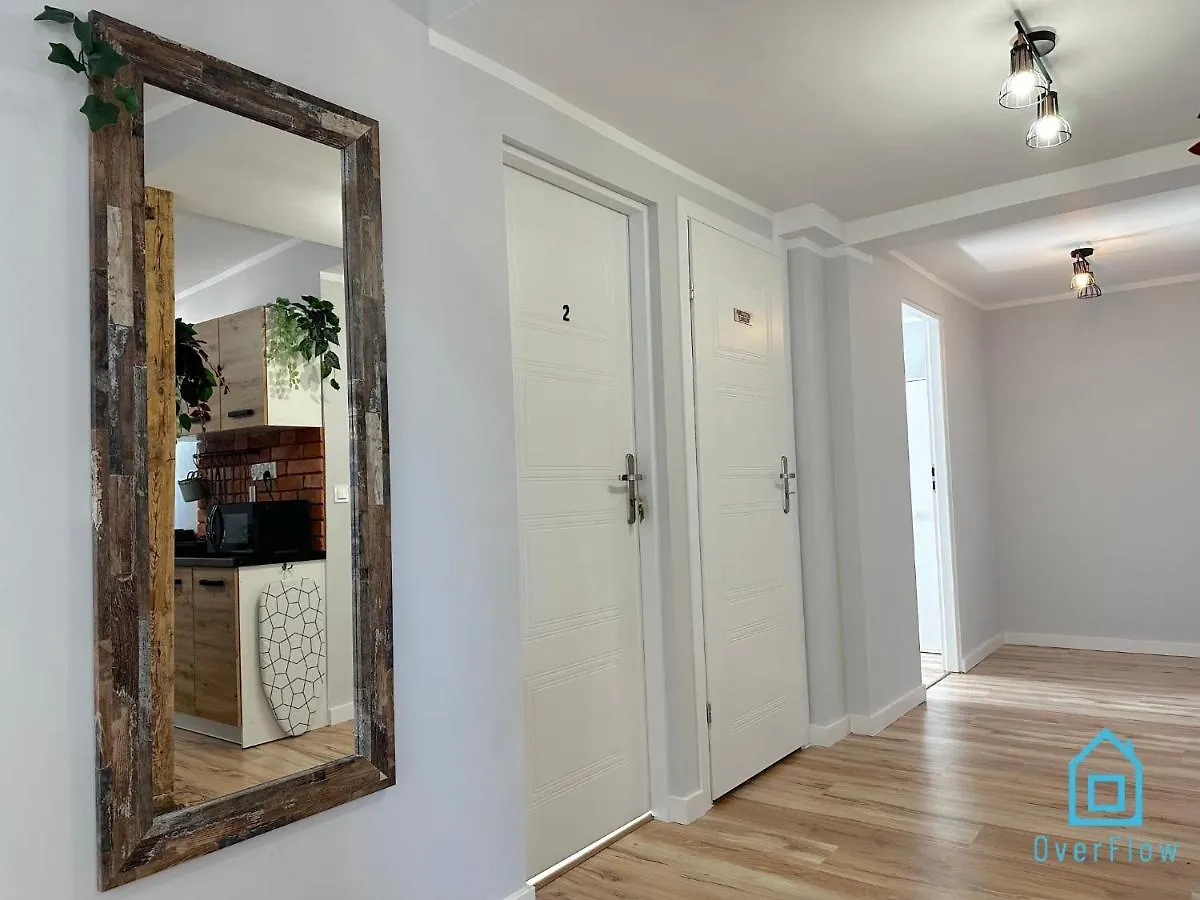 Picasso Room -10 Minutes To Gdansk Old Town & Sea Rum i privatbostad